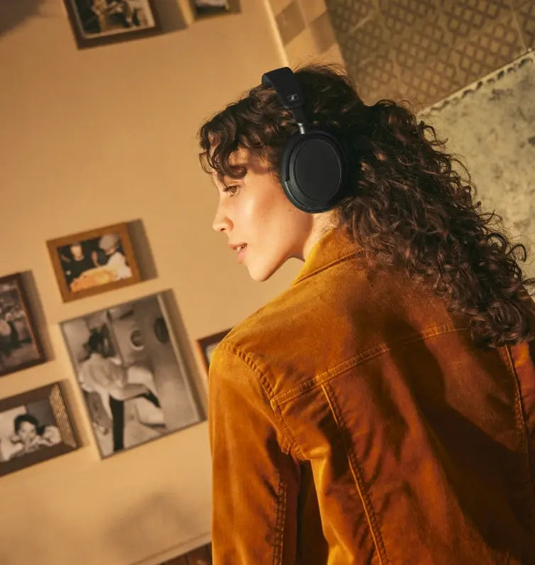 SENNHEISER ACCENTUM Plus Wireless