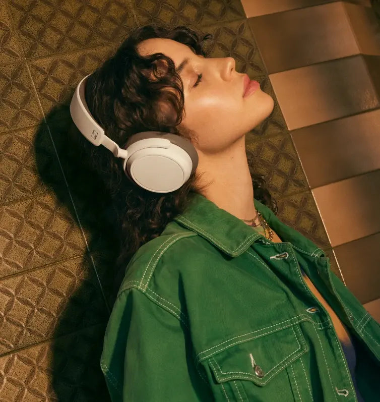 SENNHEISER ACCENTUM Plus Wireless